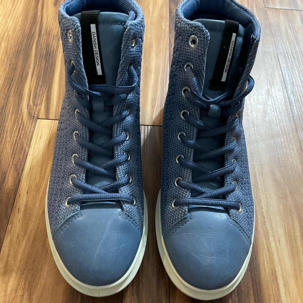 Ecco sneaker.